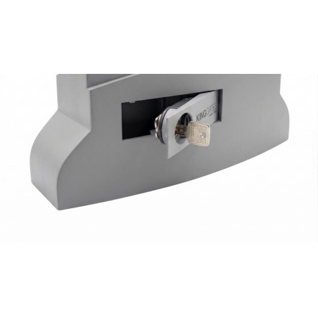 Clé de déverrouillage King Gates Dynamo avec cache noir.